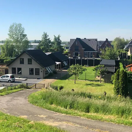 De Oude Schuur Bed & Breakfast