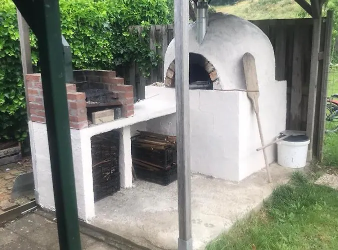 De Oude Schuur Bed & Breakfast 3*